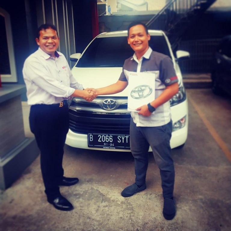 DO Sales Marketing Mobil Dealer Toyota Pondok Indah Azis (2)